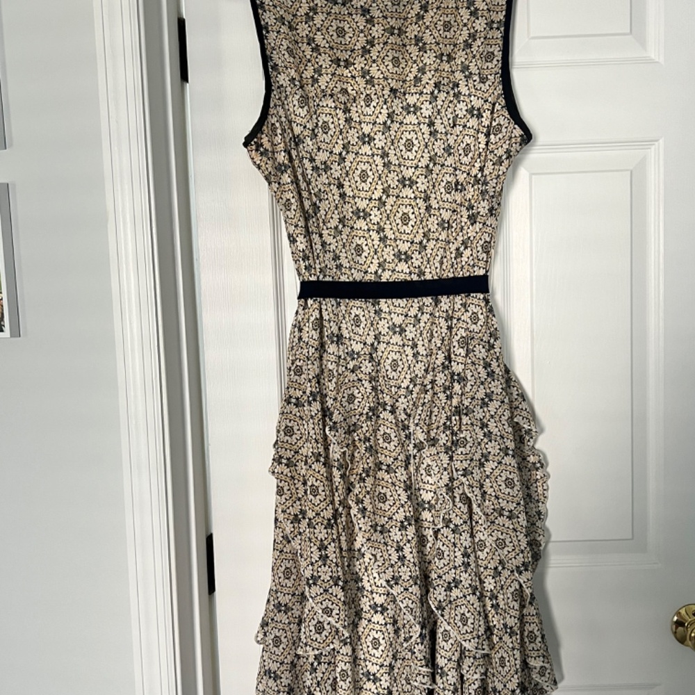 Flutter skirted dress - Picture 3 of 5